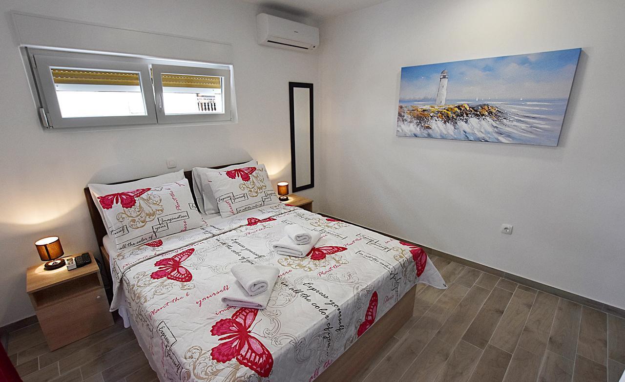 Borna & Roko Apartments Free Parking Задар Екстер'єр фото