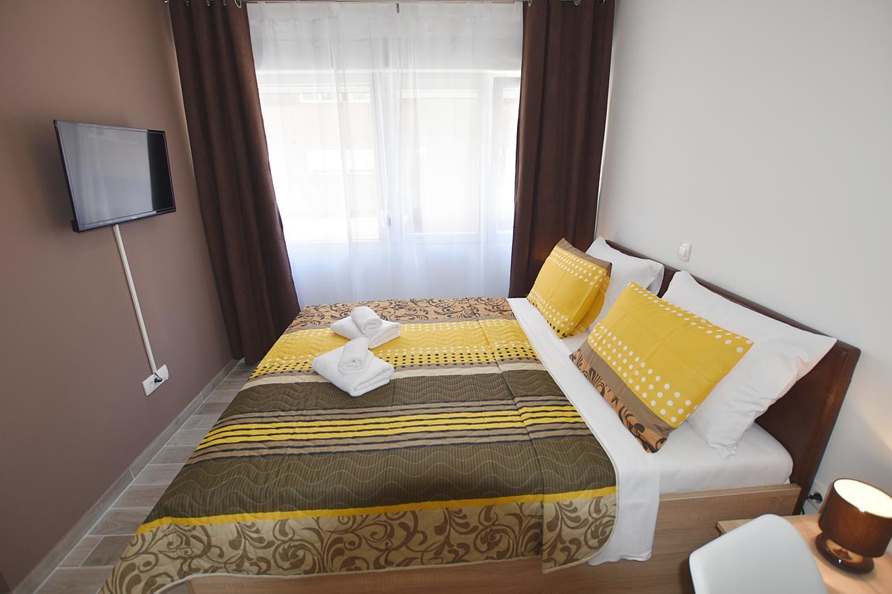 Borna & Roko Apartments Free Parking Задар Екстер'єр фото